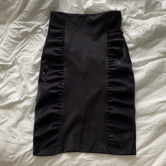 Long black pencil skirt - Picture 2 of 4